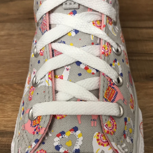 CONVERSE CTAS HIGH TOP BRAND NEW - Picture 5 of 15